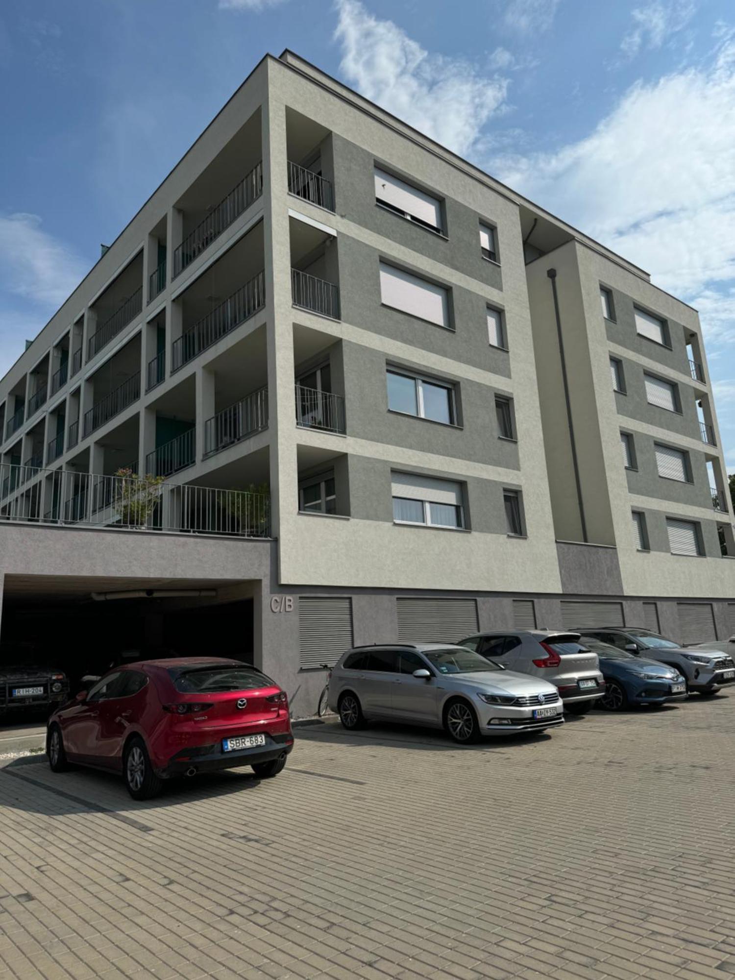 Lelle Resort Apartman Balatonlelle Extérieur photo
